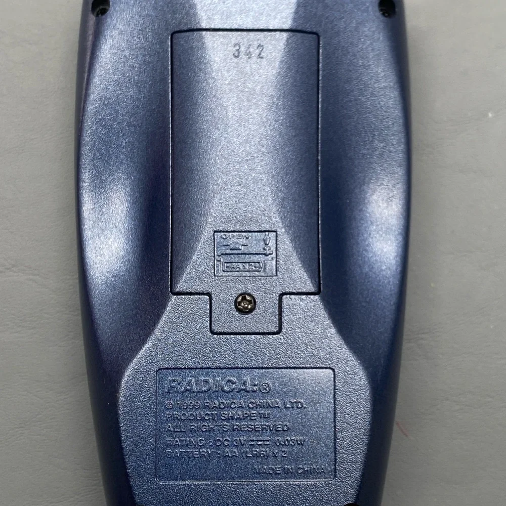 Radica 1999 Freecell Electronic Handheld Solitaire Game Blue Tested Working